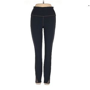Athleta Gray with Tan‎ Piping and Mesh Detailing Pants Size XS